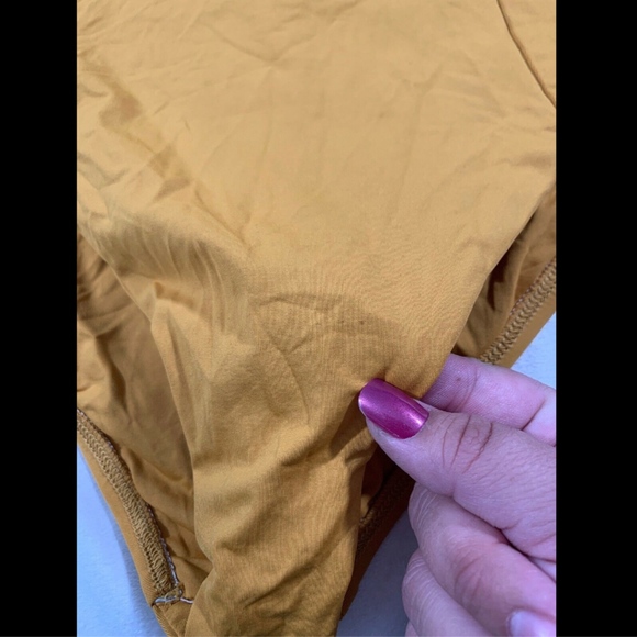 NEW L Space Isabelle One-Piece Swimsuit 12 Yellow - Picture 6 of 8